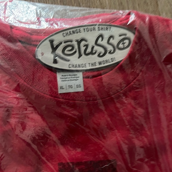 NWT light of the world Cross red shirt XL unisex - Picture 2 of 3